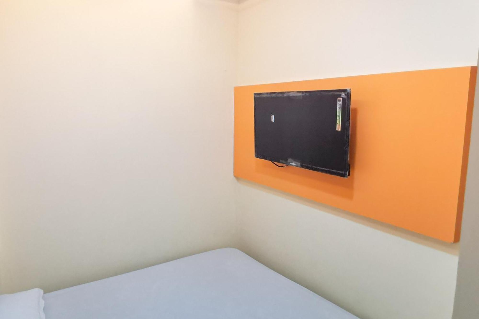 Tng Hotel Redpartner ジャカルタ エクステリア 写真